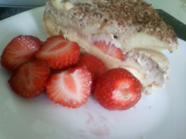 smotanovo-jahodova torta